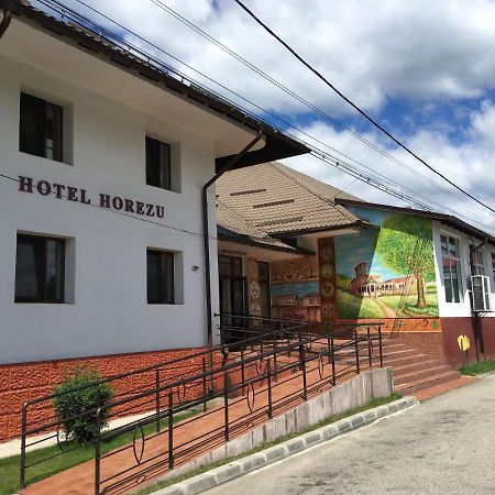Hotel Horezu Exterior foto